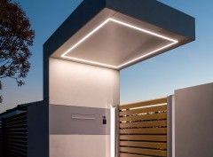 Entrance roof with linear LED lighting